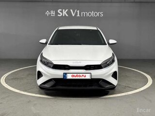 2022 Kia Cerato IV Рестайлинг, белый, 1571010 рублей, вид 1
