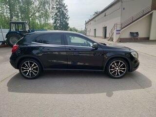 2014 Mercedes-Benz GLA 250 I (X156), чёрный, 2000000 рублей, вид 1