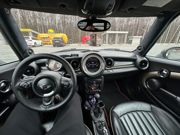 2013 Mini Clubman Cooper S I Рестайлинг, чёрный - вид 15