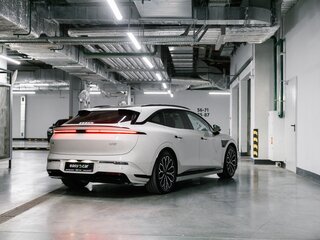 2025 Zeekr 007 GT 75 kWh, бежевый, 3797000 рублей, вид 1