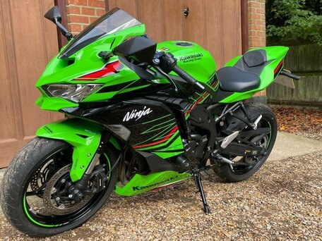 Купить мотоциклы Kawasaki ZX-4 с пробегом по цене от 950 000