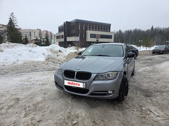 2011 BMW 3 серии 320i V (E90/E91/E92/E93) Рестайлинг, серый, 850000 рублей - вид 1