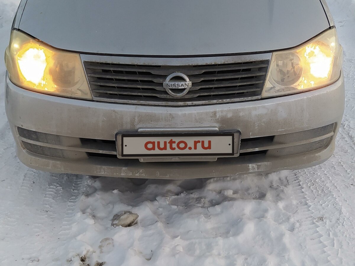 Ниссан либерти серый