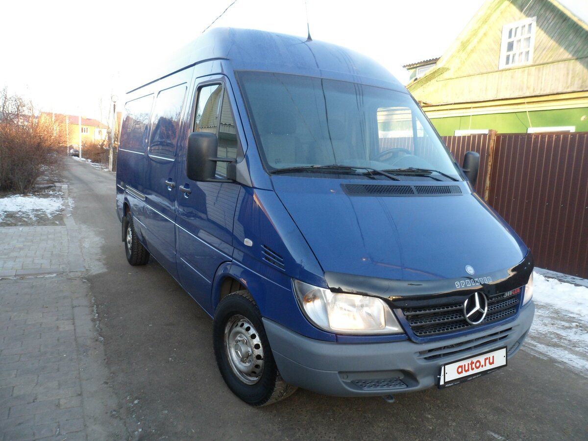 Mercedes Sprinter фургон цельнометаллический 2015 года