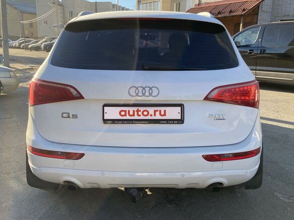 2010 Audi Q5 I (8R), белый - вид 3