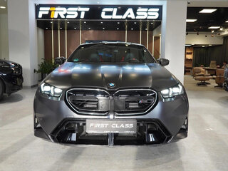 2025 BMW M5 VII (G90), чёрный, 20000000 рублей, вид 2