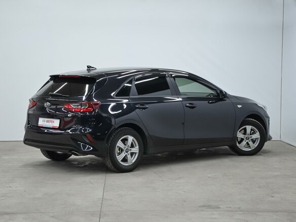 2019 Kia Ceed III, чёрный - вид 2