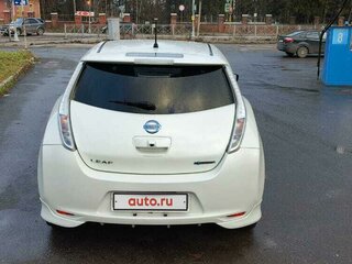 2015 Nissan Leaf 30kWh I (ZE0/AZE0), белый, 1230000 рублей, вид 5