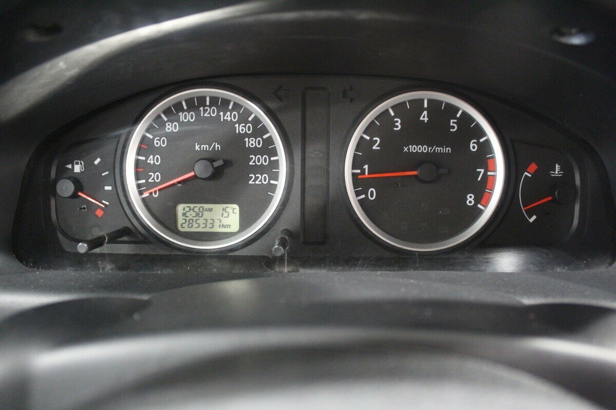 Nissan almera n16 abs есть или нет