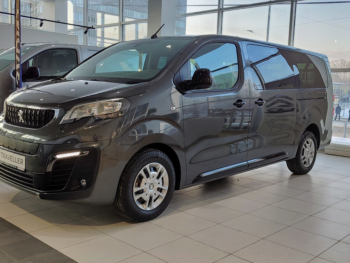 Peugeot traveller i long