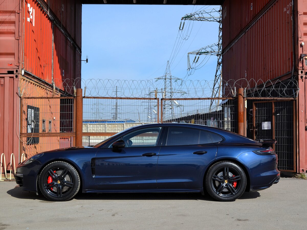 PORSCHE PANAMERA - фото 6