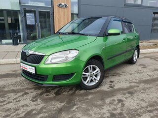 2011 Skoda Fabia II Рестайлинг, зелёный, 439000 рублей, вид 1