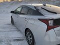 2020 Toyota Prius IV Рестайлинг (XW50), серый, 1920000 рублей - вид 3