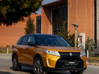 2025 Suzuki Vitara MHEV II Рестайлинг 2, золотистый, 3350000 рублей, вид 1