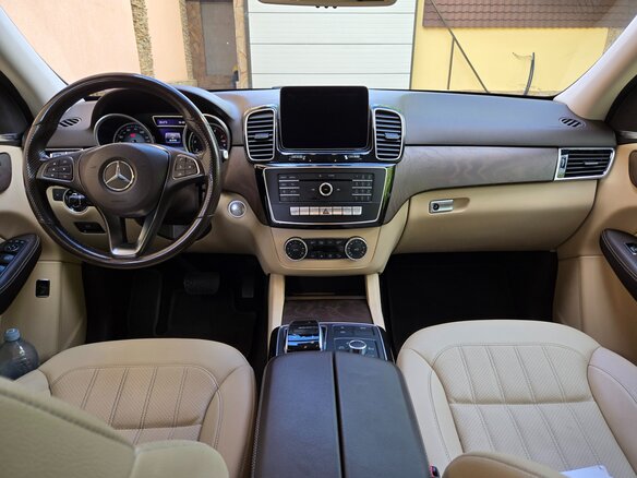 2018 Mercedes-Benz GLE 350 I (W166), серый, 4500000 рублей - вид 8