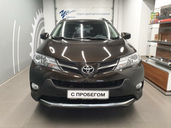 2015 Toyota RAV4 IV (XA40), коричневый - вид 1
