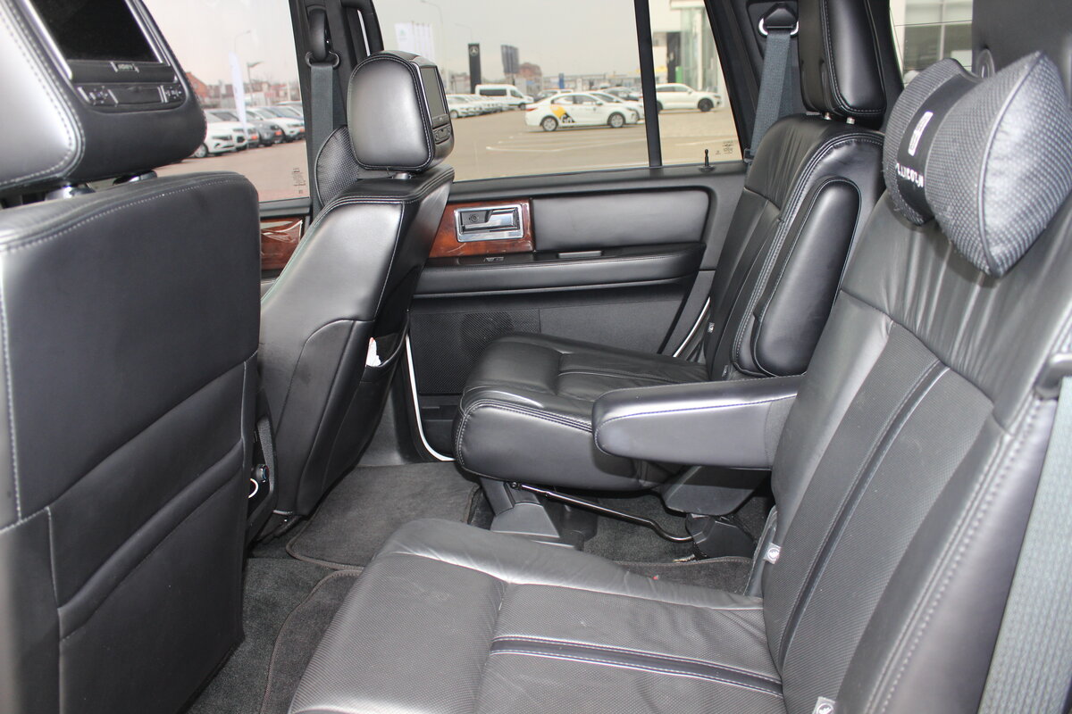 Lincoln navigator iii