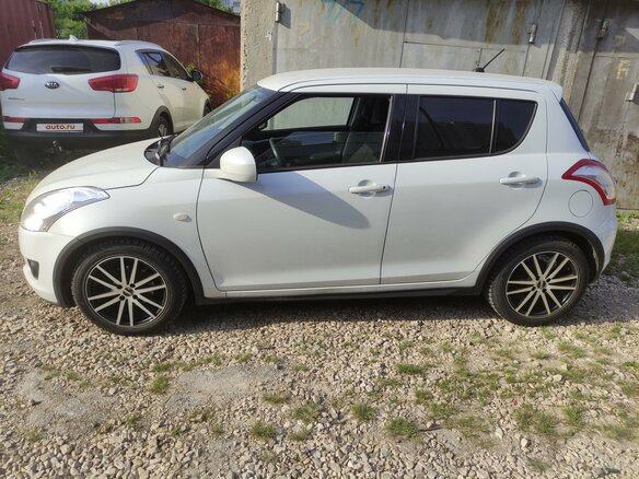 2012 Suzuki Swift IV, белый - вид 1