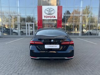 2024 BMW 5 серии Long 530Li VIII (G60/G61/G68), чёрный, 5899000 рублей, вид 5
