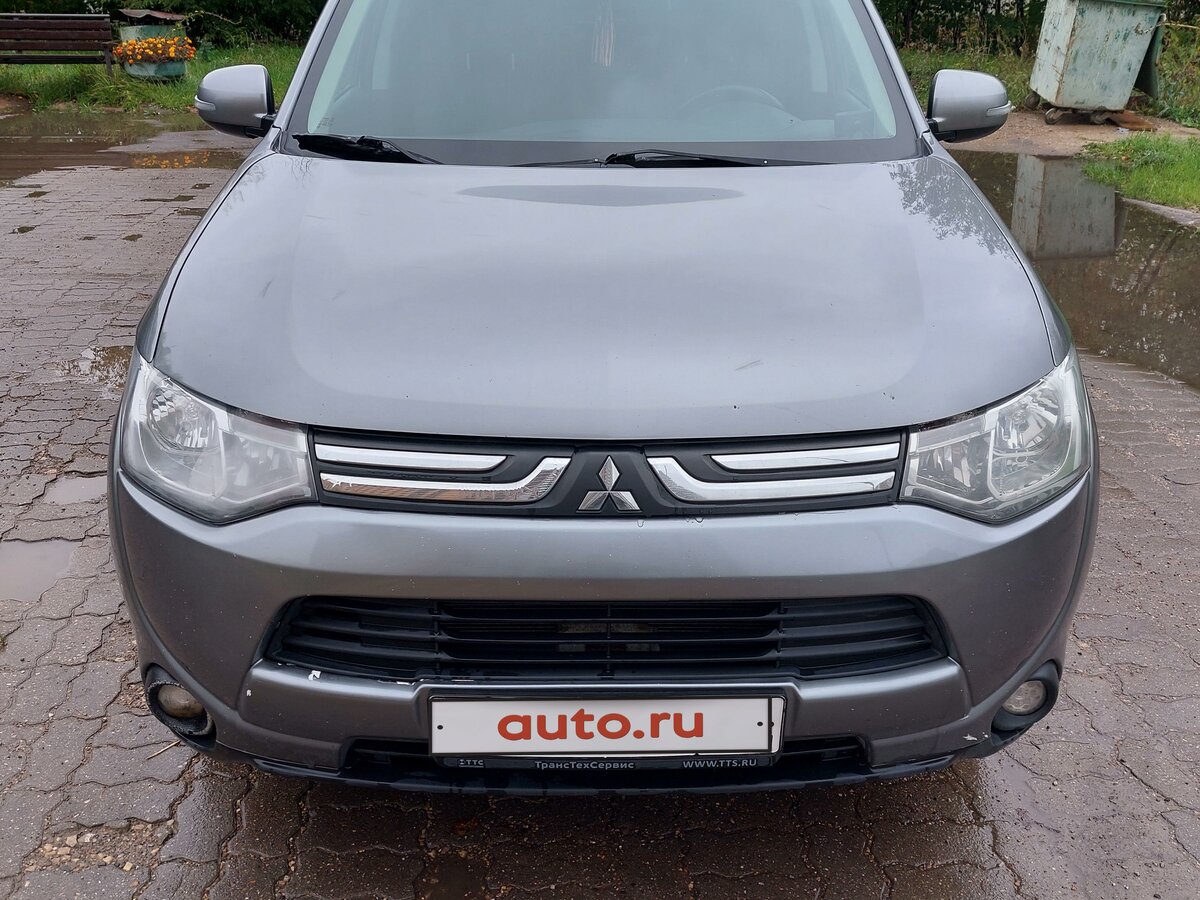 Купить б/у Mitsubishi Outlander III 2.0 CVT (146 л.с.) 4WD бензин ...