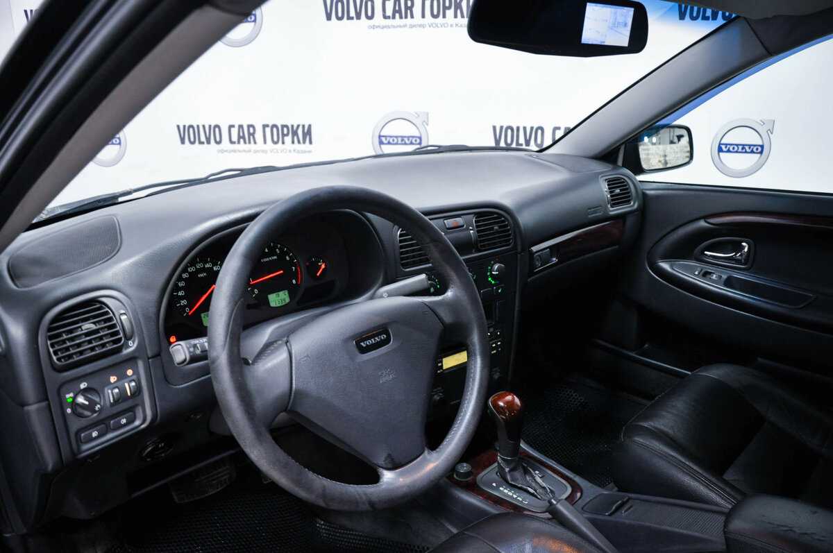 Volvo car горки казань