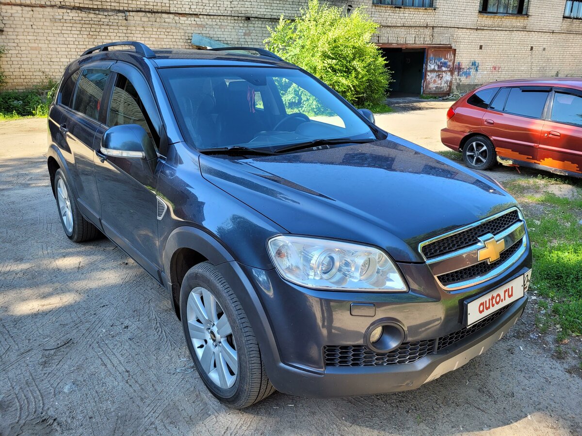 Купить б/у Chevrolet Captiva I 2.4 AT (136 л.с.) 4WD