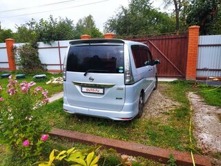 2012 Nissan Serena IV (C26), серебристый, 1090000 рублей, вид 1