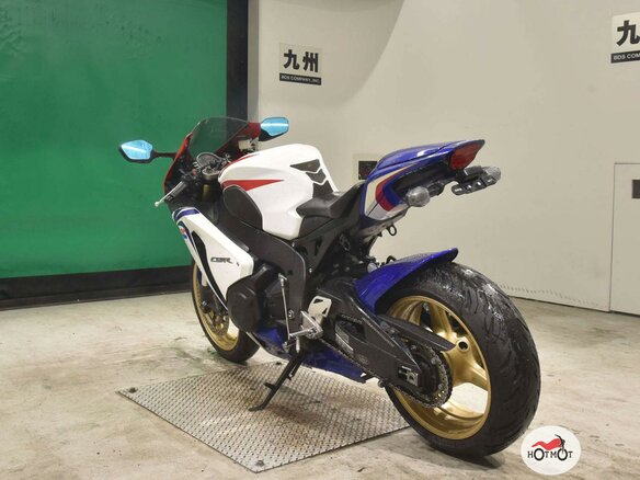 2008 Honda CBR 1000 RR/RA Fireblade, белый - вид 5