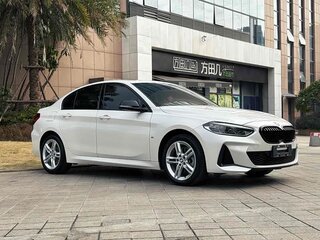 2022 BMW 1 серии 118i III (F52) Рестайлинг, белый, 2000000 рублей, вид 1