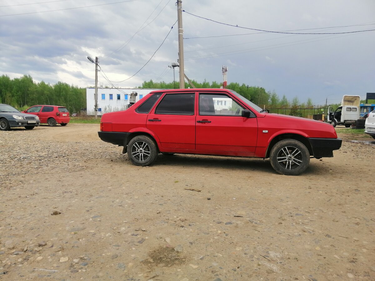 1998 LADA (ВАЗ) 21099, красный, 195000 рублей - вид 17