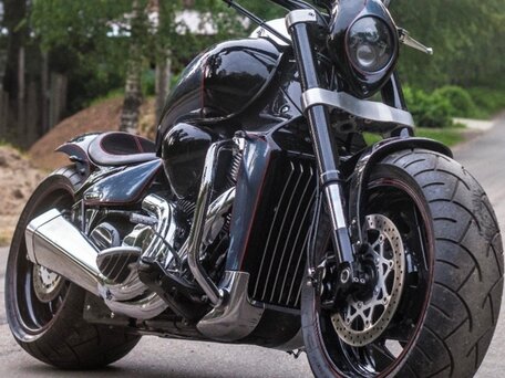 Suzuki Boulevard M109R 5