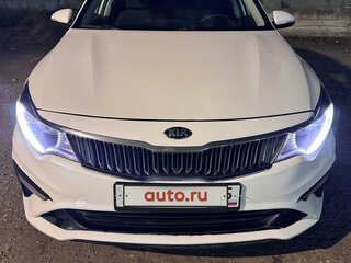 2018 Kia Optima IV Рестайлинг, белый, 1450000 рублей, вид 1