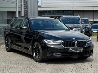 2022 BMW 5 серии 540d xDrive VII (G30/G31) Рестайлинг, чёрный, 4850900 рублей, вид 1