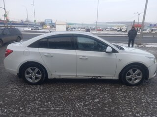 2012 Chevrolet Cruze I, белый, 600000 рублей, вид 4