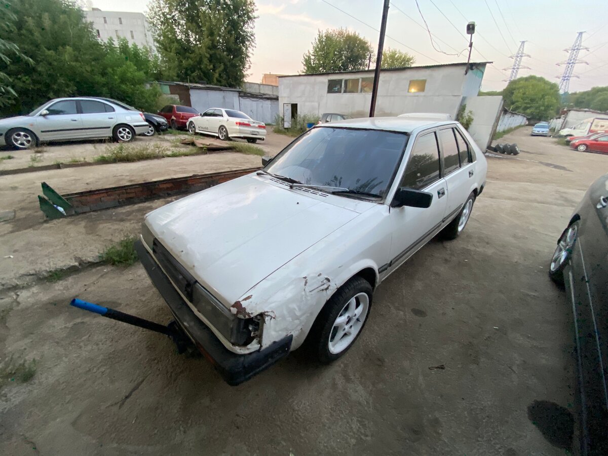 Ниссан лэнгли 1988