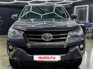 2020 Toyota Fortuner II, серый, 3700000 рублей, вид 1