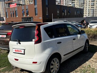 2011 Nissan Note I Рестайлинг, белый, 495000 рублей, вид 1