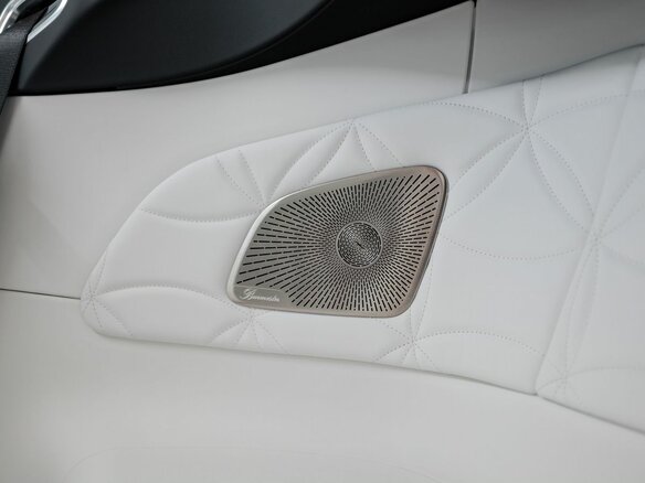 2025 Mercedes-Benz Maybach SL, красный - вид 33