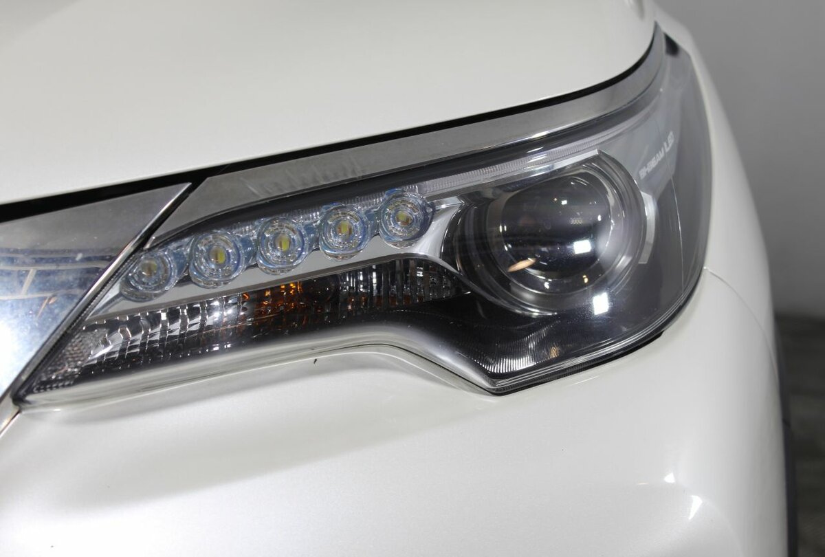 Toyota Fortuner Arctic Trucks at35