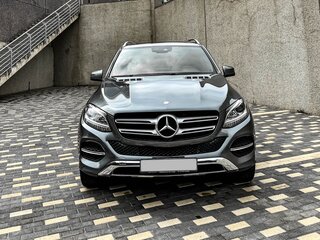 2017 Mercedes-Benz GLE 350 I (W166), серый, 4000000 рублей, вид 1
