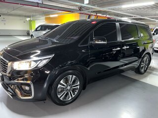 2019 Kia Carnival III, чёрный, 2650000 рублей, вид 1