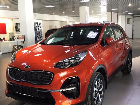 Купить новый Kia Sportage IV Рестайлинг 2.0 AT (150 л.с.) 4WD бензин  автомат в Екатеринбурге: оранжевый Киа Спортейдж IV Рестайлинг внедорожник  5-дверный 2021 года на Авто.ру