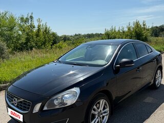 2011 Volvo S60 II, чёрный, 700000 рублей, вид 1