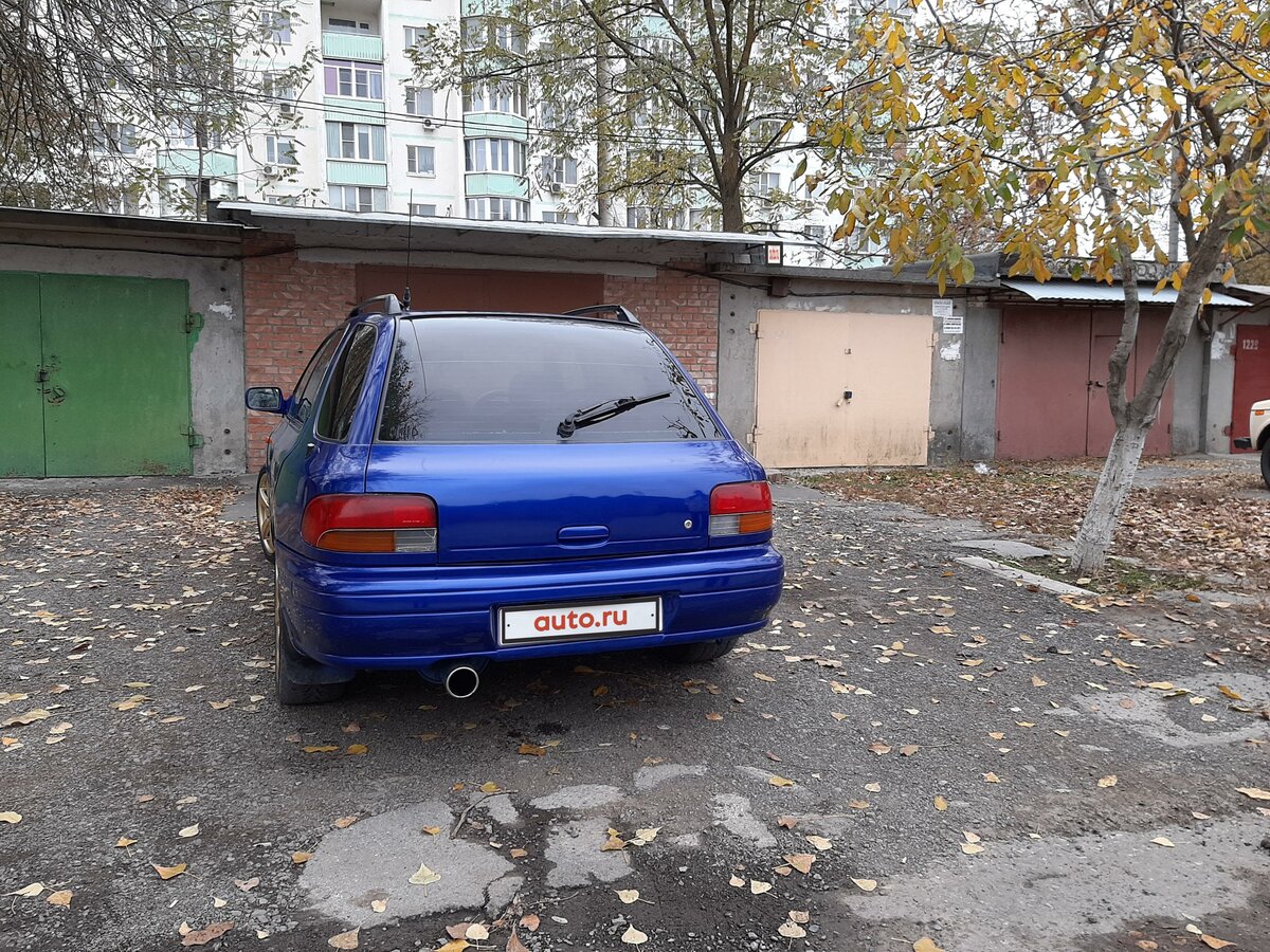 Купить б/у Subaru Impreza I 1.6 AT (100 л.с.) бензин