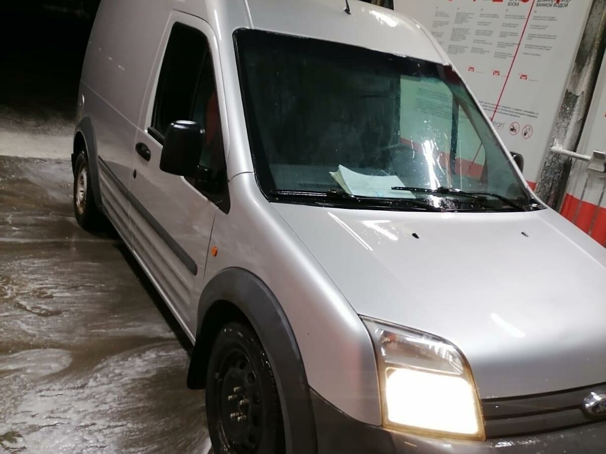 Silver ford hotsell transit connect