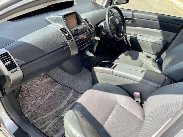 2007 Toyota Prius II Рестайлинг (XW20), серый, 1100000 рублей - вид 35