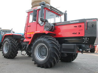 2025 ХТЗ Т-150К, пурпурный, 1999999 рублей, вид 1