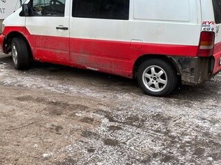 1996 Mercedes-Benz Vito 108 CDI I (W638), белый, 250000 рублей, вид 1