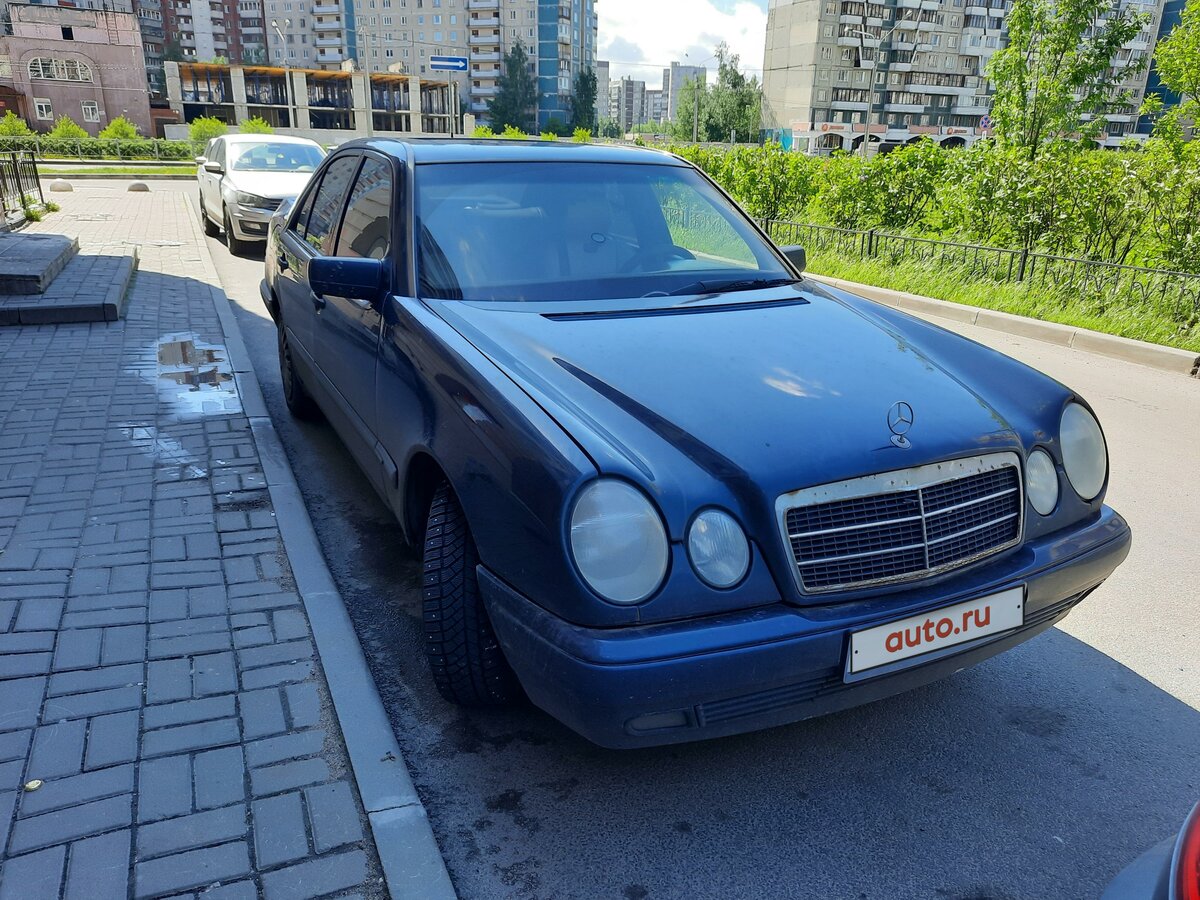 Мерседес 211 синий