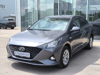 2021 Hyundai Solaris II Рестайлинг, серый, 970000 рублей, вид 1